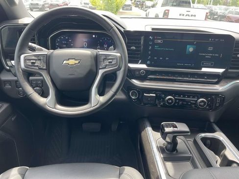 Used 2023 Chevrolet Silverado 1500 LTZ AWD/4WD image 13