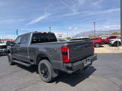 Used 2025 Ford F350 Lariat w/ Black Appearance Package AWD/4WD image 8