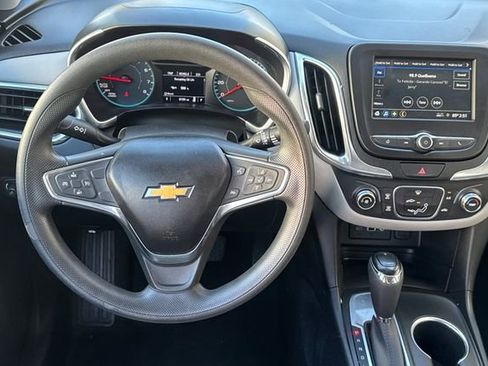 Used 2019 Chevrolet Equinox LS image 16