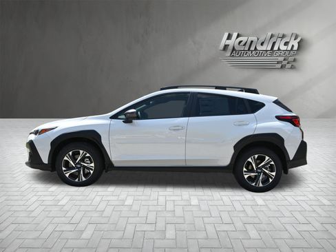 Certified 2025 Subaru Crosstrek 2.0i Premium image 6