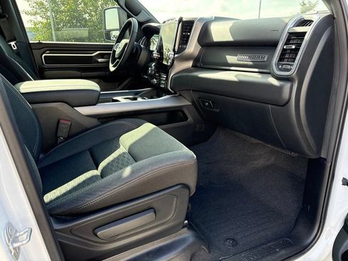 Used 2025 RAM 1500 Big Horn AWD/4WD image 15