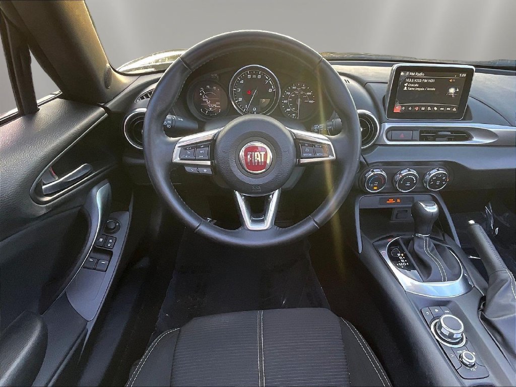 Used 2017 FIAT 124 Spider Classica RWD image 8