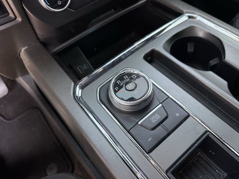 Used 2020 Ford Expedition XLT RWD image 20