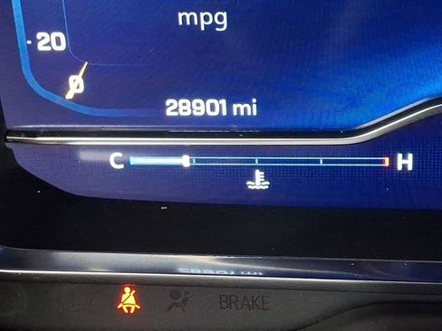 Certified 2024 Chevrolet Suburban High Country image 22