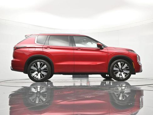 Used 2025 Mitsubishi Outlander SEL FWD image 42