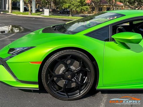 Used 2026 Lamborghini Temerario AWD/4WD image 39
