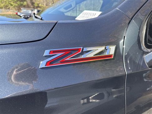 Used 2021 Chevrolet Tahoe Z71 w/ Z71 Signature Package image 5