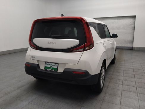 Used 2022 Kia Soul LX FWD image 9