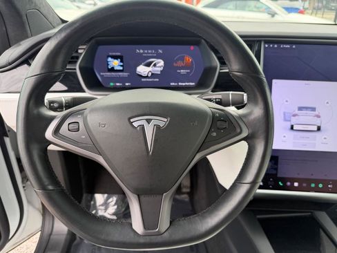 Used 2020 Tesla Model X Long Range image 22