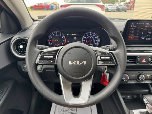 Certified 2024 Kia Forte LXS FWD image 15