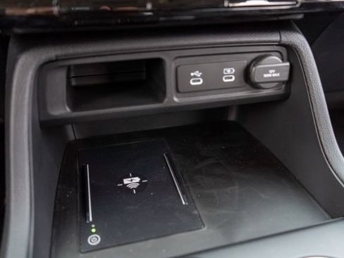 Used 2025 Honda Pilot Touring image 21