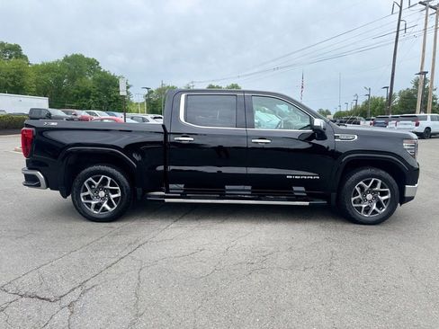 Used 2023 GMC Sierra 1500 SLT w/ SLT Premium Package AWD/4WD image 7