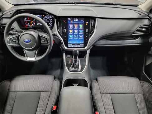 Used 2025 Subaru Outback Premium image 18