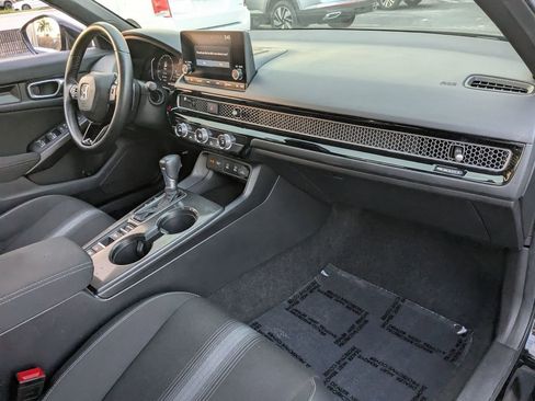 Used 2025 Honda Civic Sport image 30