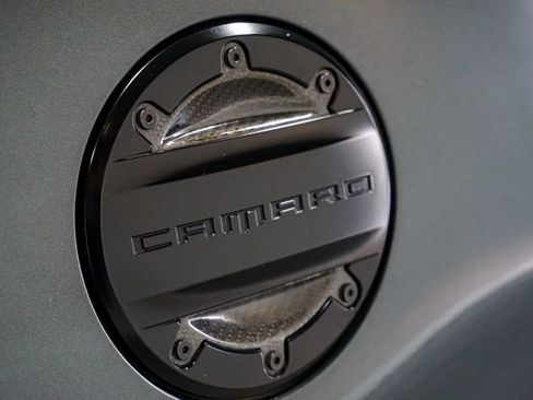 Used 2018 Chevrolet Camaro ZL1 image 55