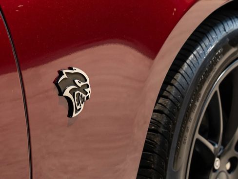 Used 2019 Dodge Charger SRT Hellcat RWD image 13