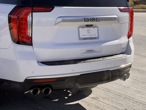 Used 2021 GMC Yukon Denali w/ Denali Premium Package image 7