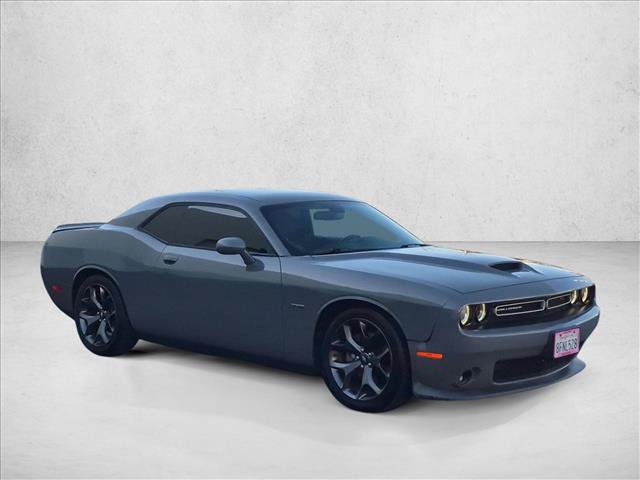 Used 2019 Dodge Challenger R/T RWD image 3
