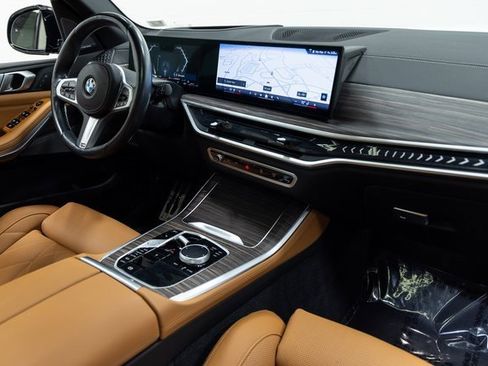 Certified 2024 BMW X5 xDrive40i w/ M Sport Package image 26