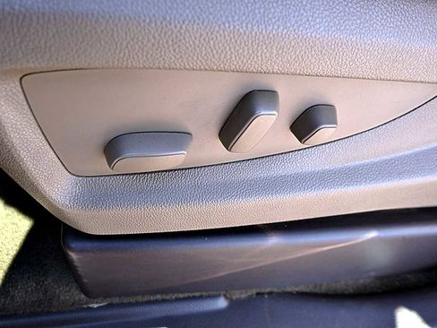 Used 2016 GMC Sierra 1500 Denali w/ Enhanced Driver Alert Package image 19