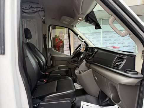 Used 2021 Ford Transit 250 Medium Roof RWD image 31