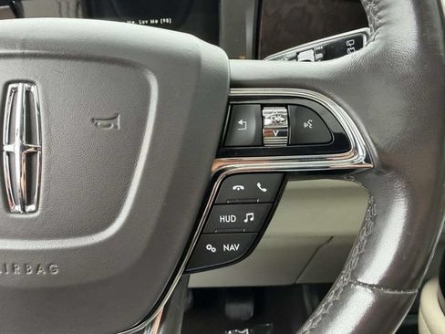Used 2019 Lincoln Navigator L Reserve w/ Cargo Package AWD/4WD image 24