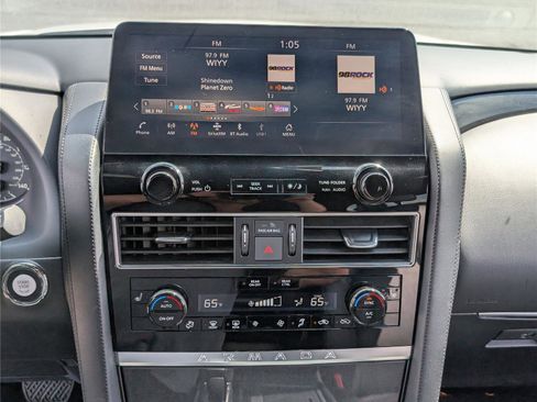 Used 2023 Nissan Armada SL w/ Midnight Edition Package image 19