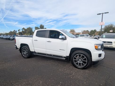 Used 2018 GMC Canyon Denali image 7