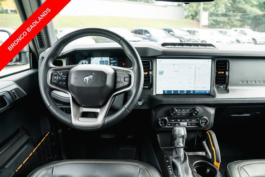Used 2024 Ford Bronco Badlands AWD/4WD image 13