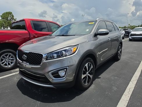 Used 2017 Kia Sorento EX FWD image 5