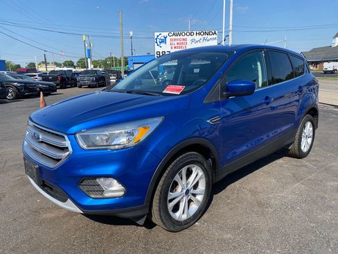 Used 2017 Ford Escape SE AWD/4WD image 7