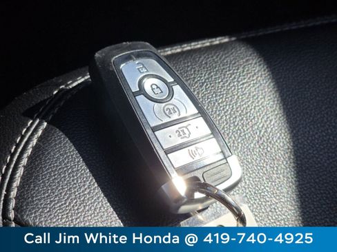 Used 2022 Ford Explorer Limited image 33