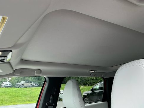 Used 2025 Mitsubishi Outlander SE AWD/4WD image 25