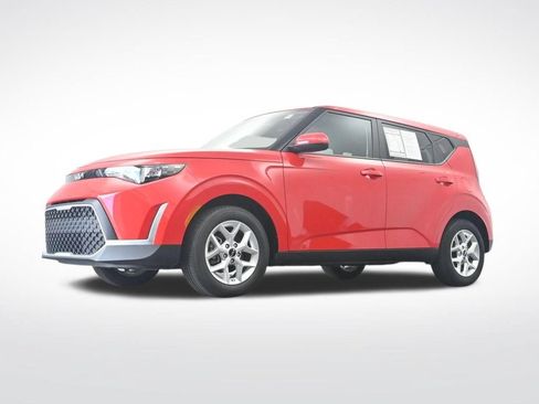 Used 2025 Kia Soul LX w/ LX Technology Package FWD image 31
