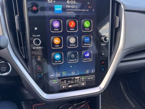 Used 2024 Subaru Crosstrek 2.0i Premium image 9