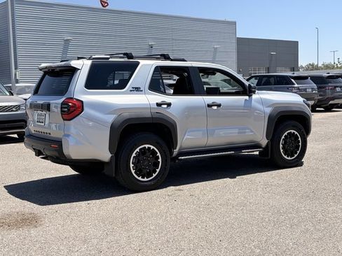 Used 2025 Toyota 4Runner TRD Off-Road Premium AWD/4WD image 6