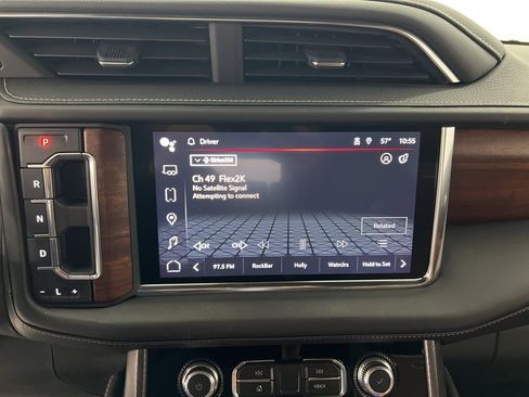 Used 2023 GMC Yukon Denali Ultimate image 12