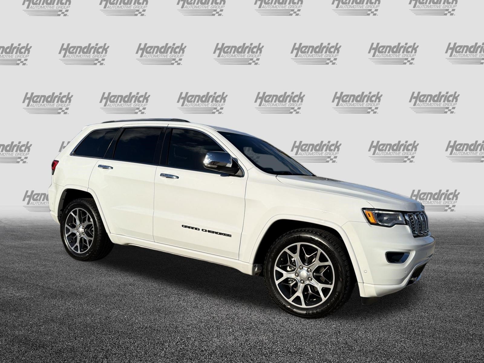 Used 2020 Jeep Grand Cherokee Overland AWD/4WD image 2