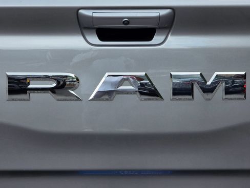 Used 2025 RAM 1500 Big Horn AWD/4WD image 38