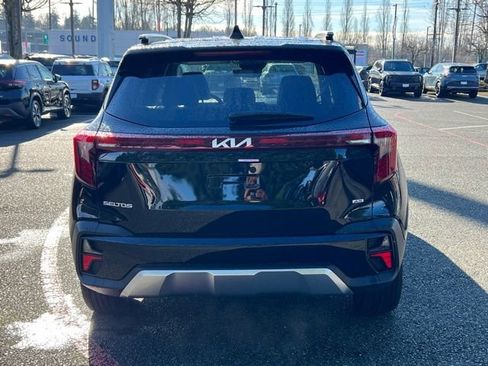 Certified 2024 Kia Seltos S image 10