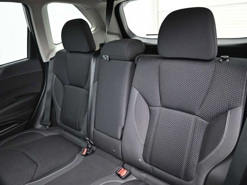Used 2021 Subaru Forester Premium AWD/4WD image 13