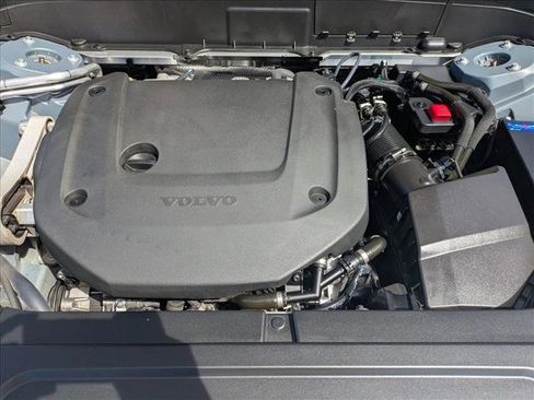 Used 2023 Volvo XC90 B6 Plus w/ Protection Package AWD/4WD image 24