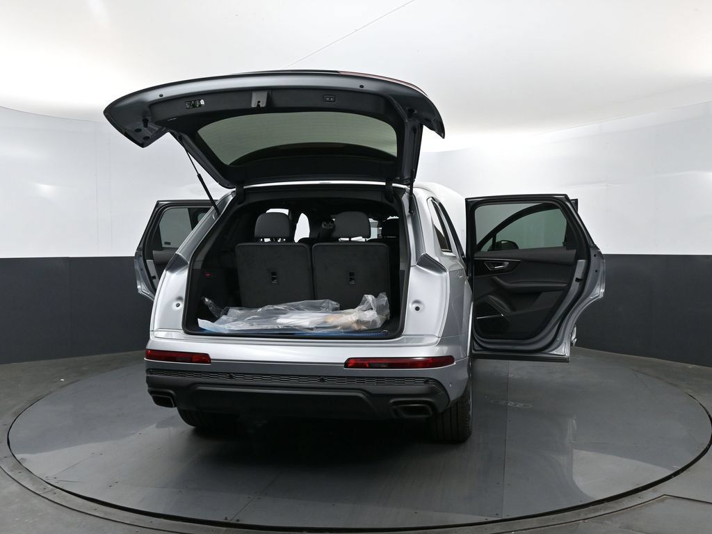 New 2026 Audi Q7 2.0T Premium AWD/4WD image 28