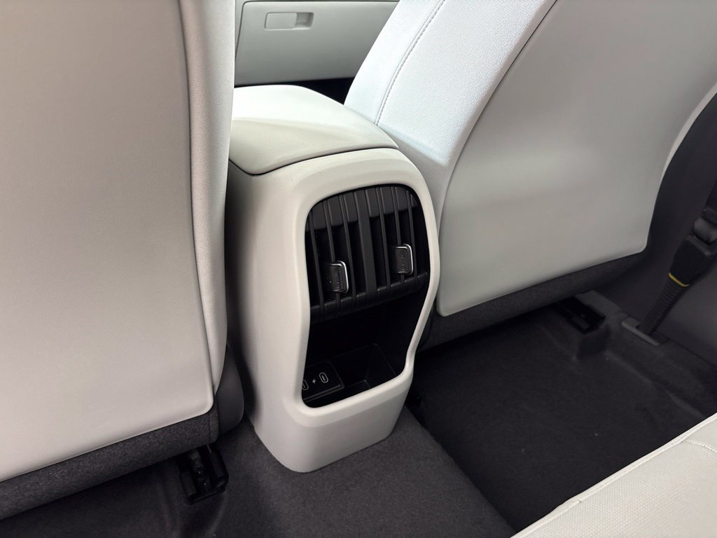 New 2027 Hyundai Kona SEL Sport FWD image 24