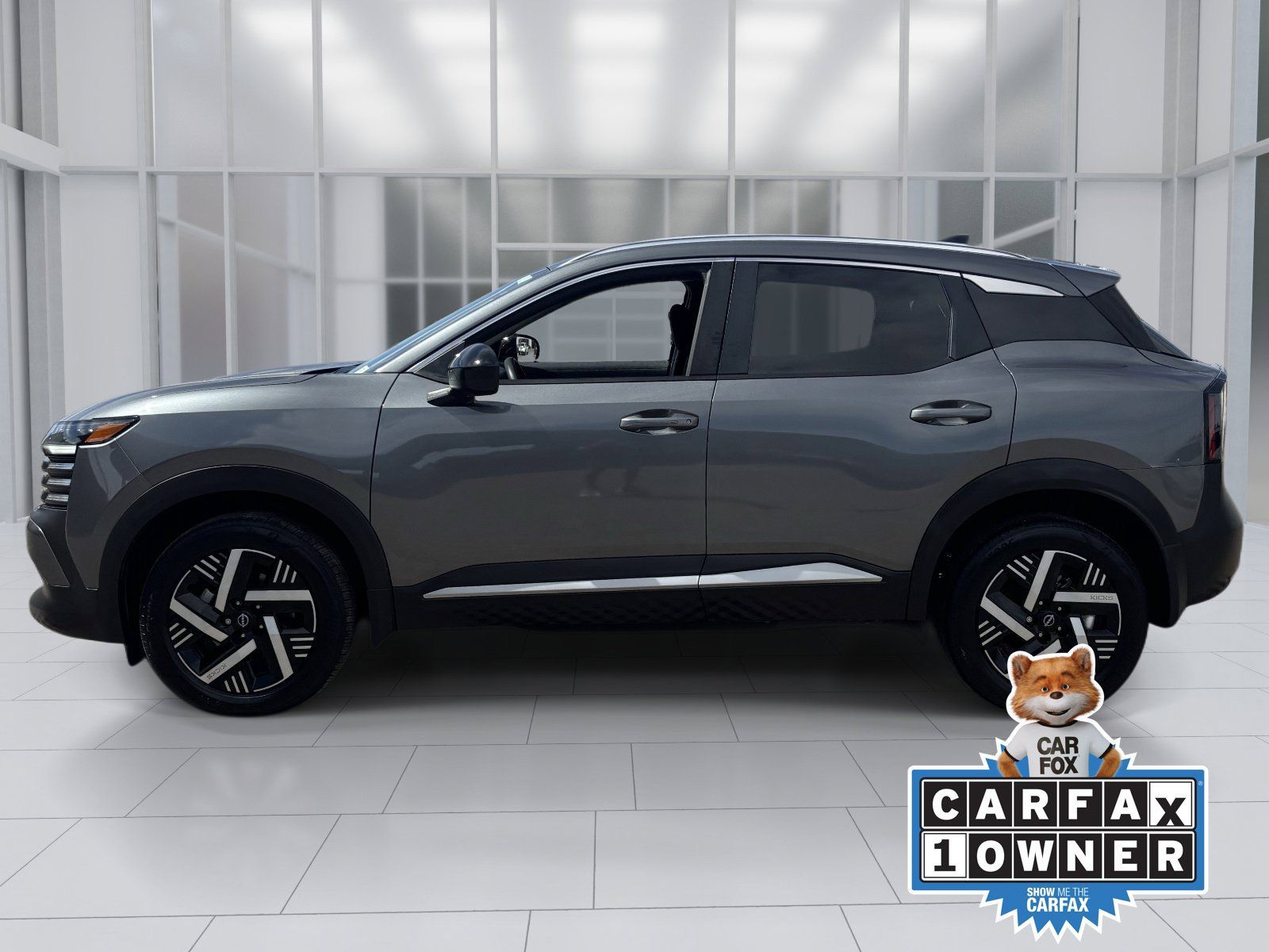 Used 2026 Nissan Kicks SV FWD image 3