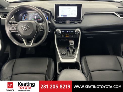 Certified 2024 Toyota RAV4 SE image 24