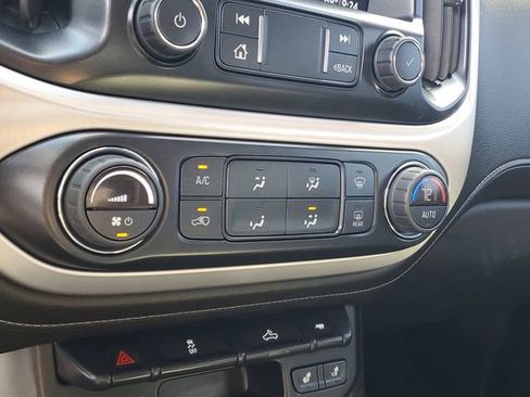 Used 2022 GMC Canyon Elevation w/ Elevation Premium Package AWD/4WD image 23