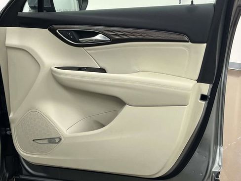 Used 2023 Buick Envision Avenir FWD image 29
