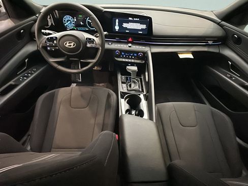 New 2026 Hyundai Elantra Sport image 16