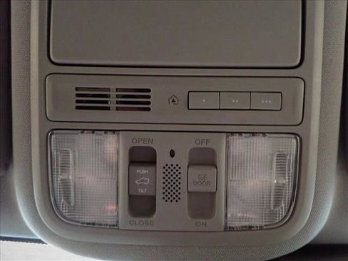 Used 2016 Honda Pilot EX-L image 25